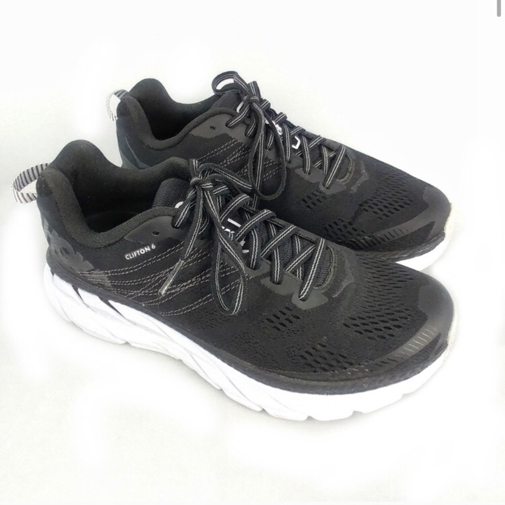 Black Hoka Running Shoes Size 8 WIDE